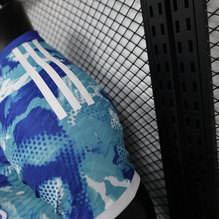 Real Madrid "The Signature" Limited Jersey