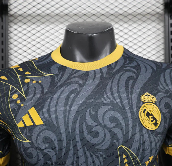 Real Madrid "Golden Wolf" Limited Jersey