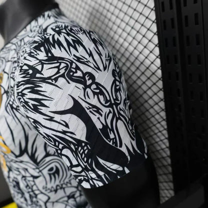 Real Madrid "Dragón Mítico" Limited Jersey