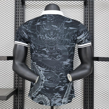 Real Madrid "Dragón Negro" Limited Jersey