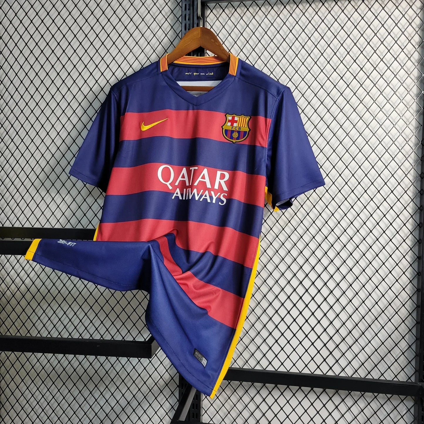 2015/2016 Retro Barcelona Home Jersey