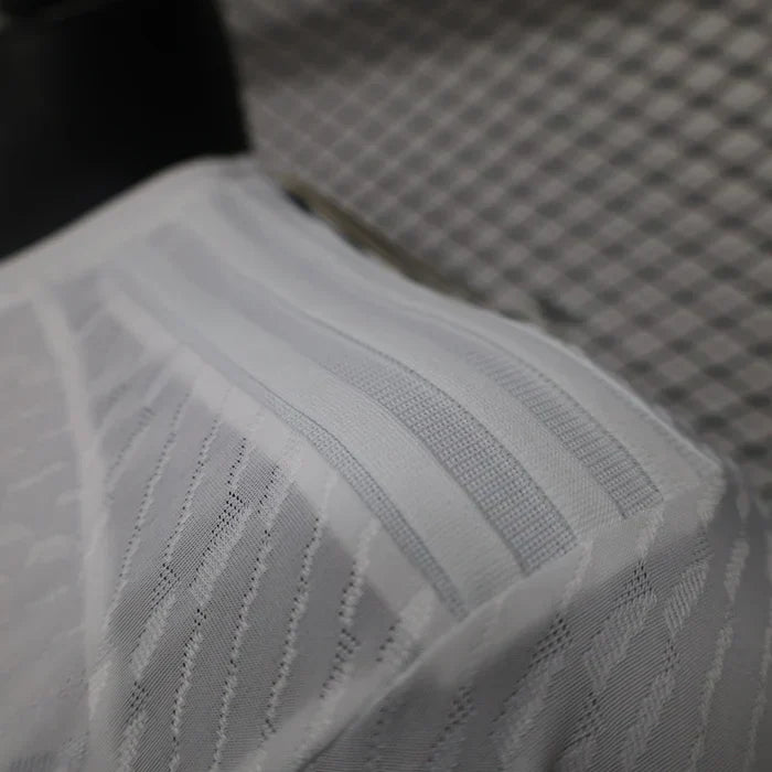 Arsenal "Pure Elegance" Limited Jersey