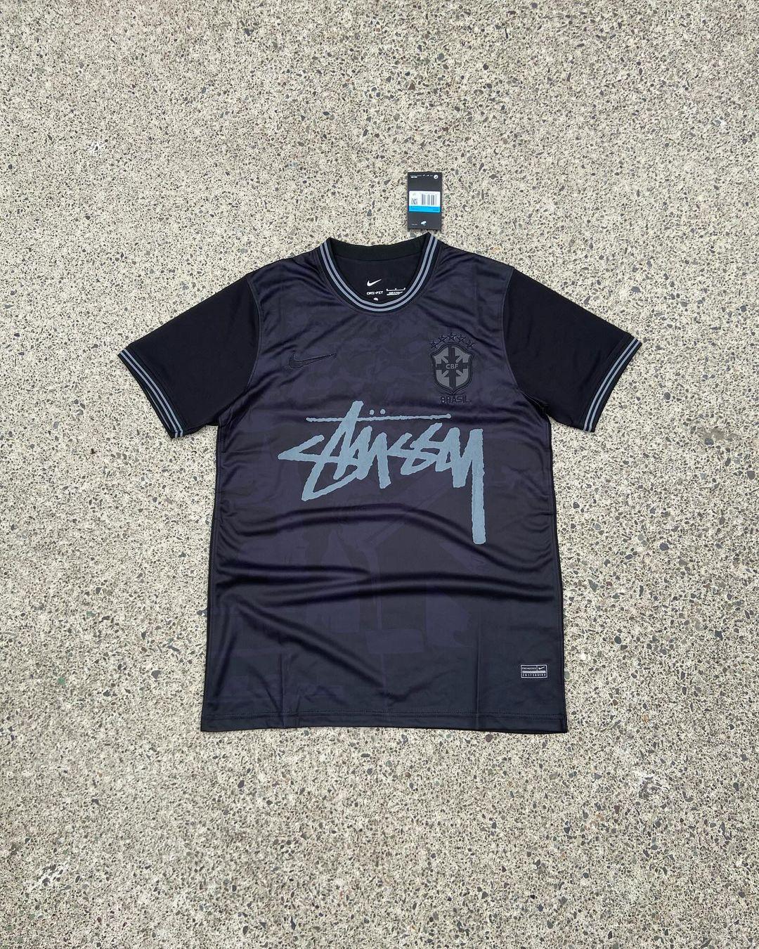 Stussy x Brazil special kit