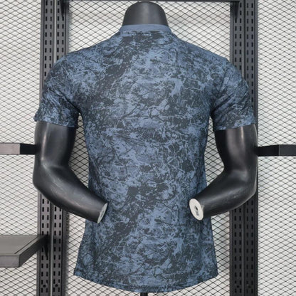 Manchester United "Midnight Thunder" Limited Jersey