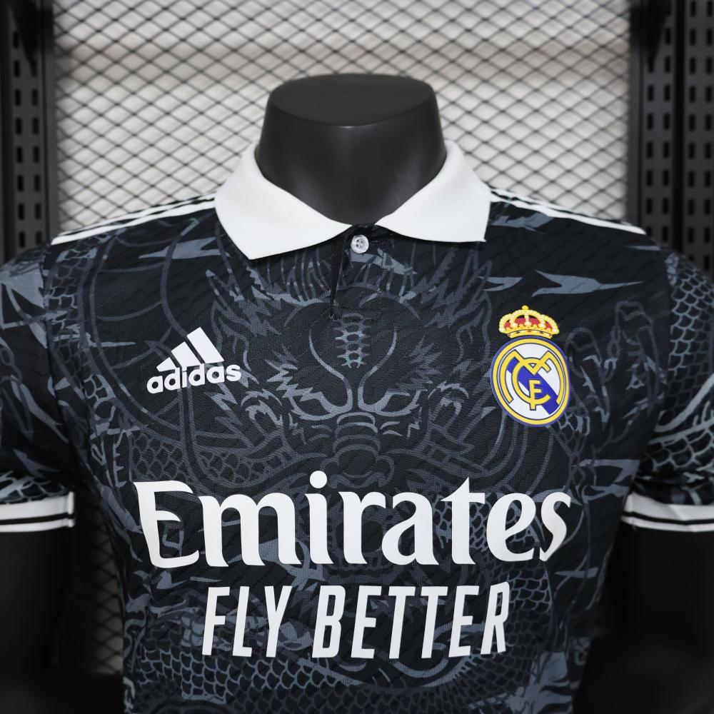 Real Madrid "Dragón Negro" Limited Jersey